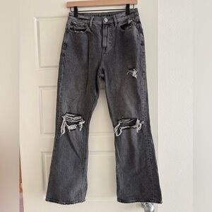 American Eagle Women’s Gray Denim Distressed 90s Flare Jeans Size 2